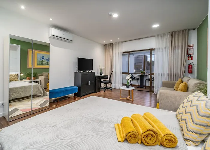 Zizas House 波尔蒂芒