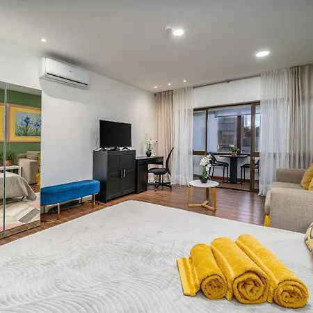 דירה Zizas House